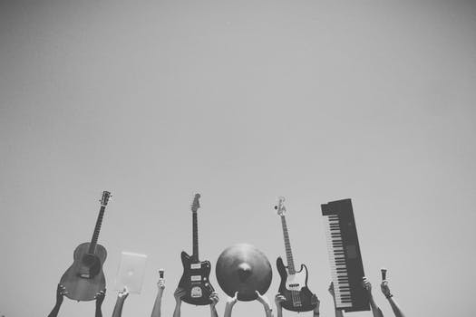 abstract-music-rock-bw abstract-music-rock-bw